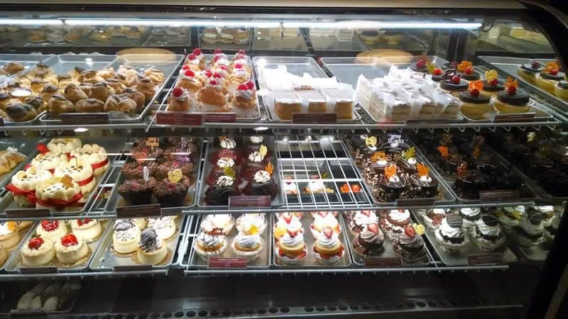 Carlos Bakery pastries