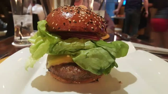 Uber Cheese Burger