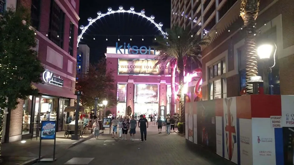 Linq Promenade