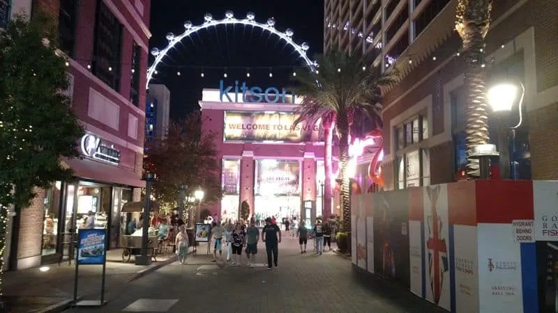 Linq Promenade