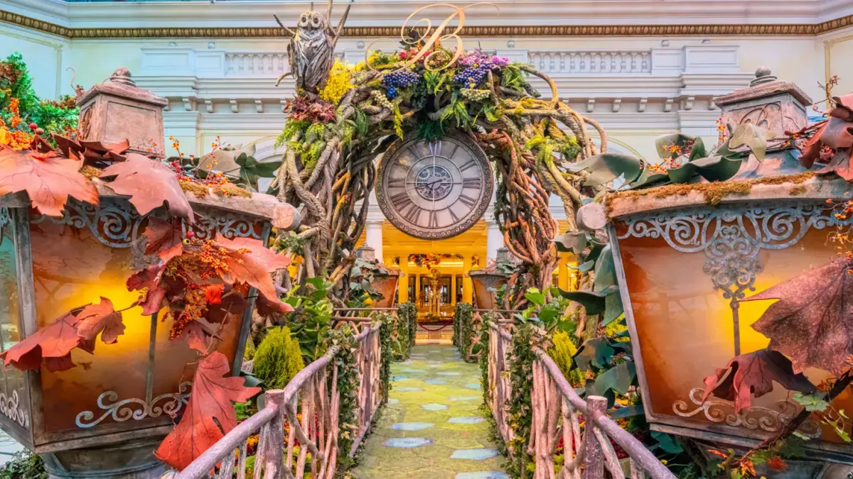 Bellagio Conservatory Sept 2024 Walkway