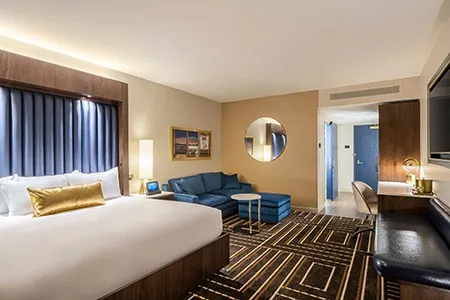 Circa Resort Room