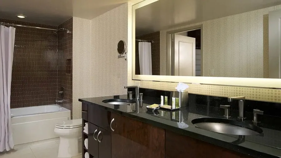 Elara by Hilton Grand Vacations Suites with Jacuzzi