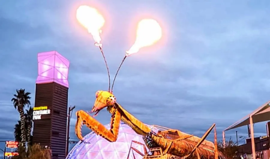 Praying Mantis show at Container Park