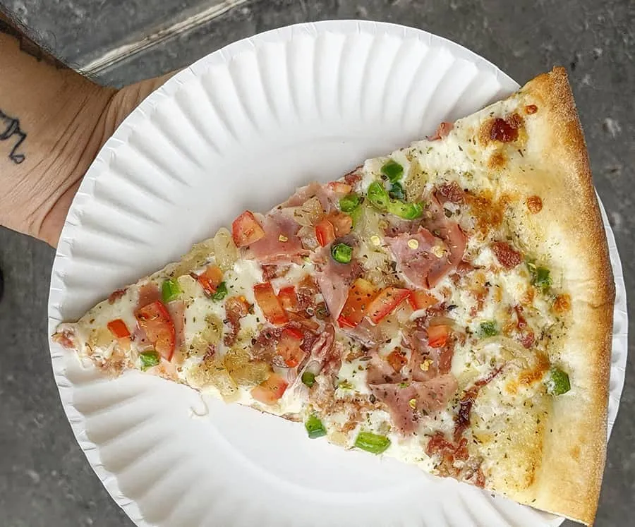 Lucinos Pizza