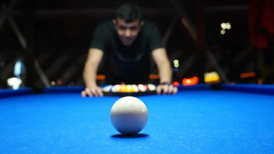 where to play pool in las vegas bars with pool tables