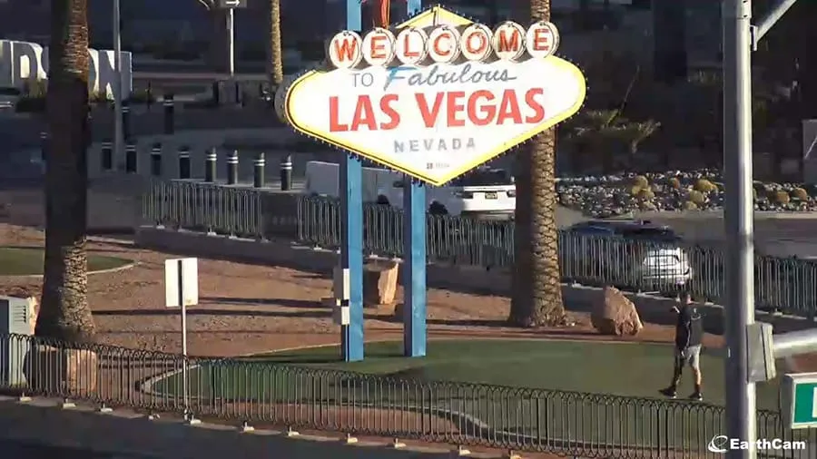 welcome to fabulous las vegas sign earthcam