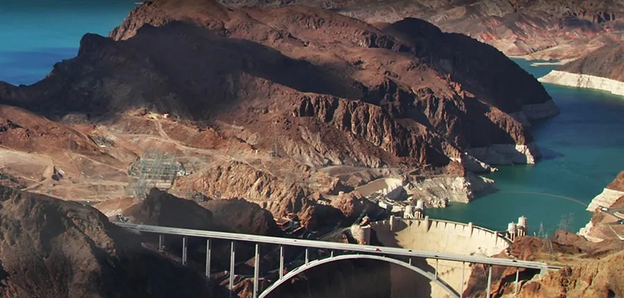 Hoover Dam & Lake Mead Cruise by SWEETours
