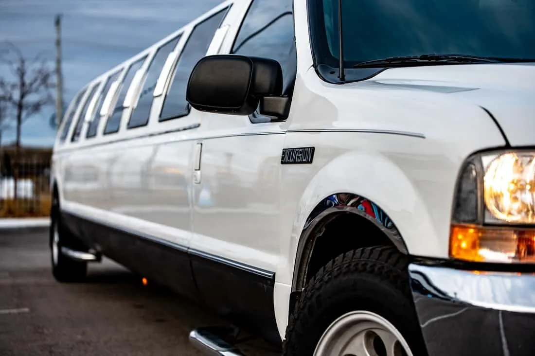 the best las vegas limo tours