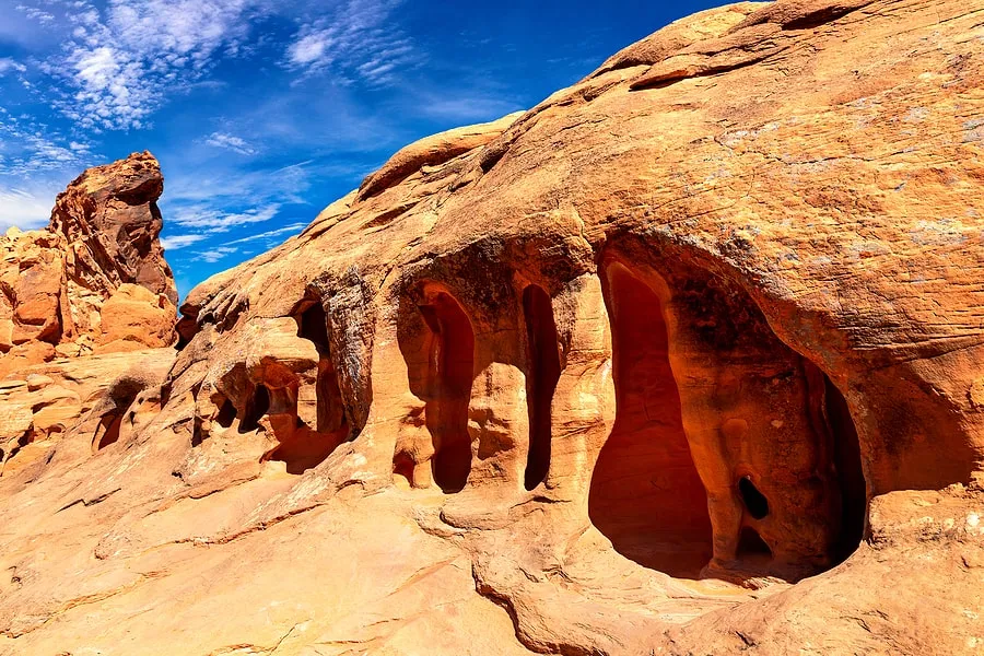 Valley of Fire Tour by 5 Star Limo