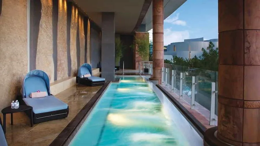 Vegas Pools