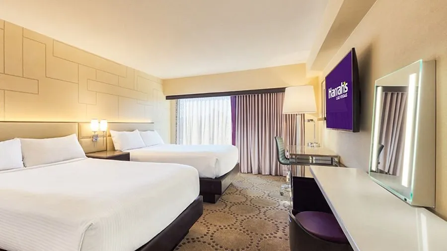 Mountain Tower Deluxe Room with a Pool View