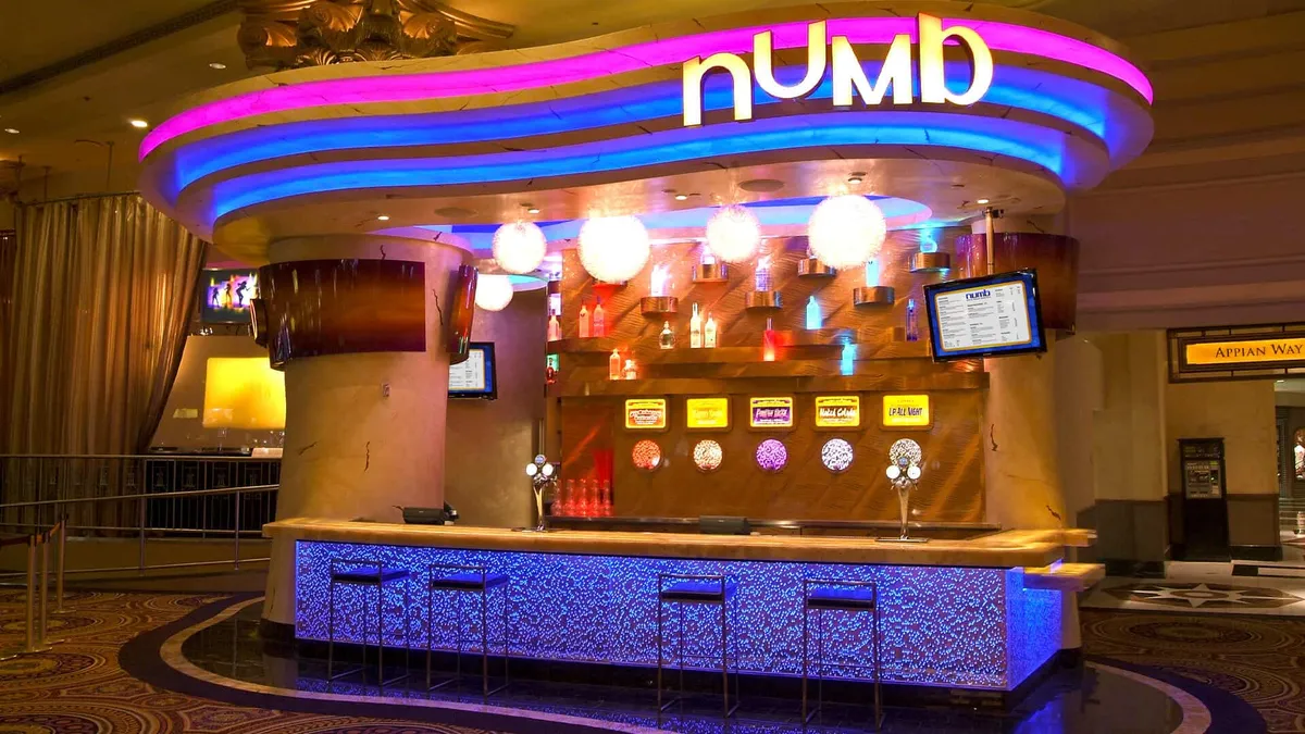 Numb Bar & Frozen Cocktails