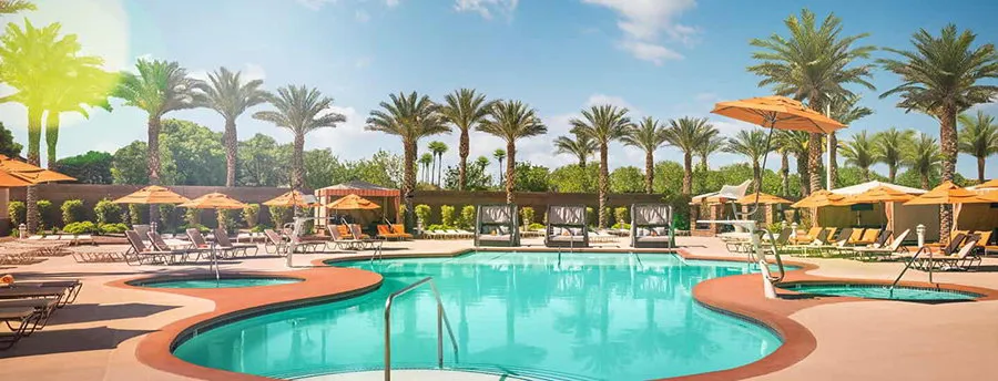 Vegas Pools Open Year-Round