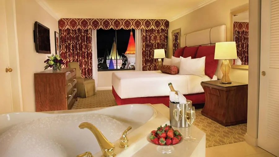 Royal Luxury Suite