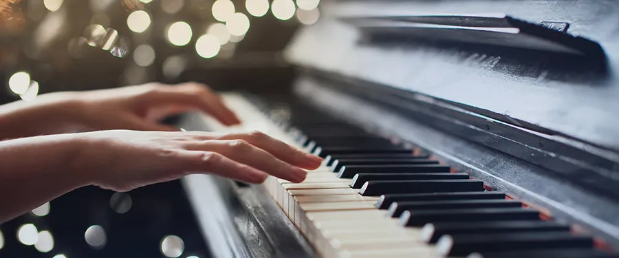 Dueling Piano Show