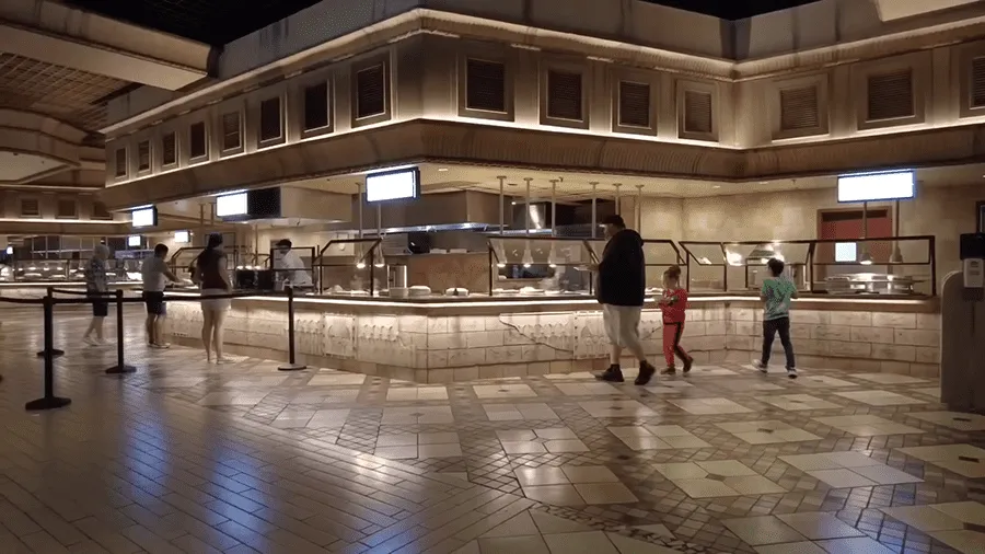 Buffet at Luxor Decor