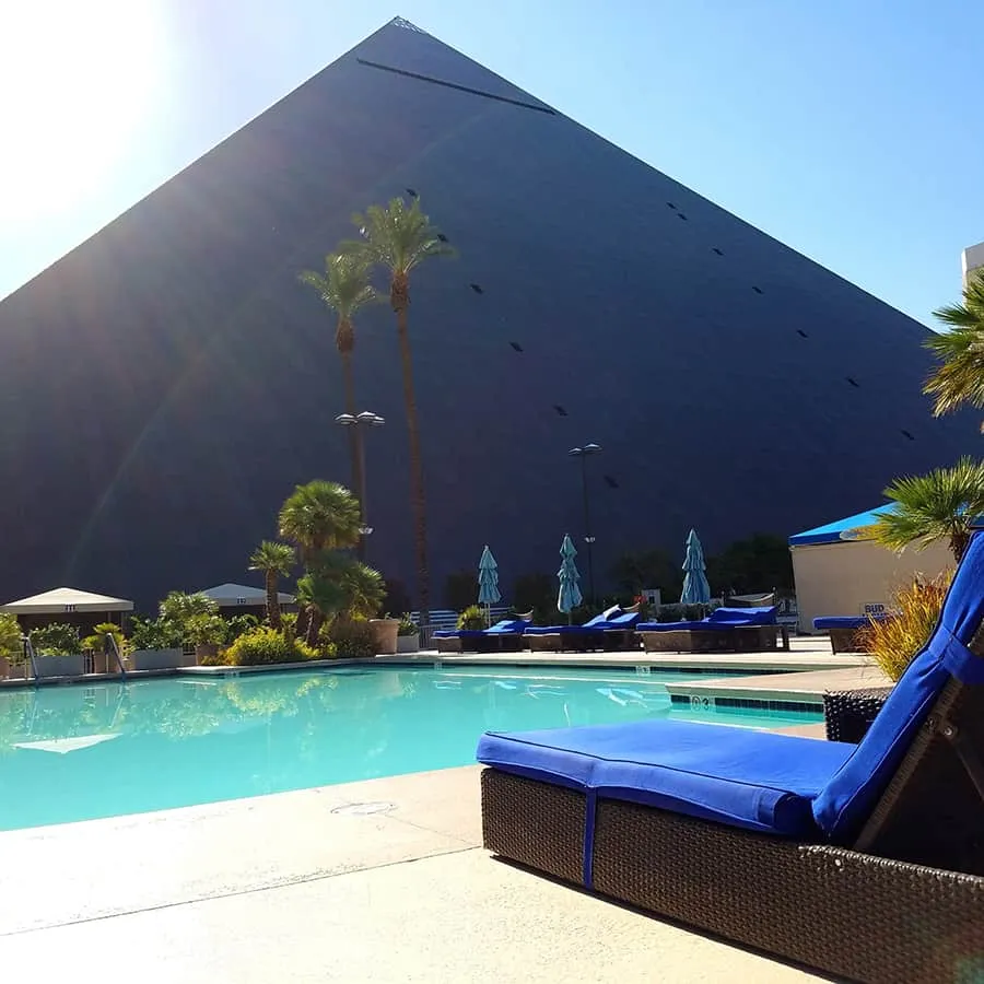 Luxor Pool Cabana