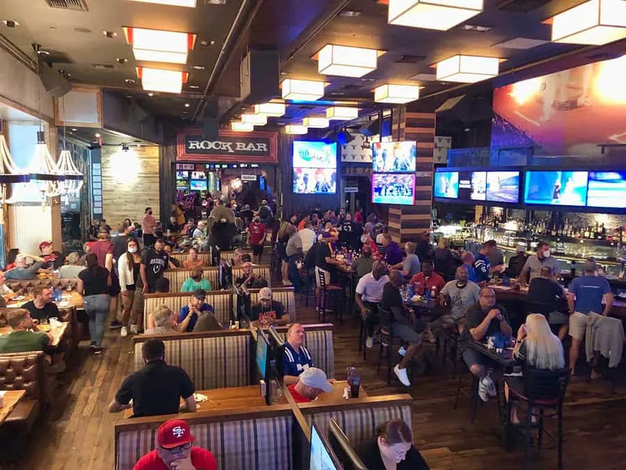 PBR Rock Bar & Grill