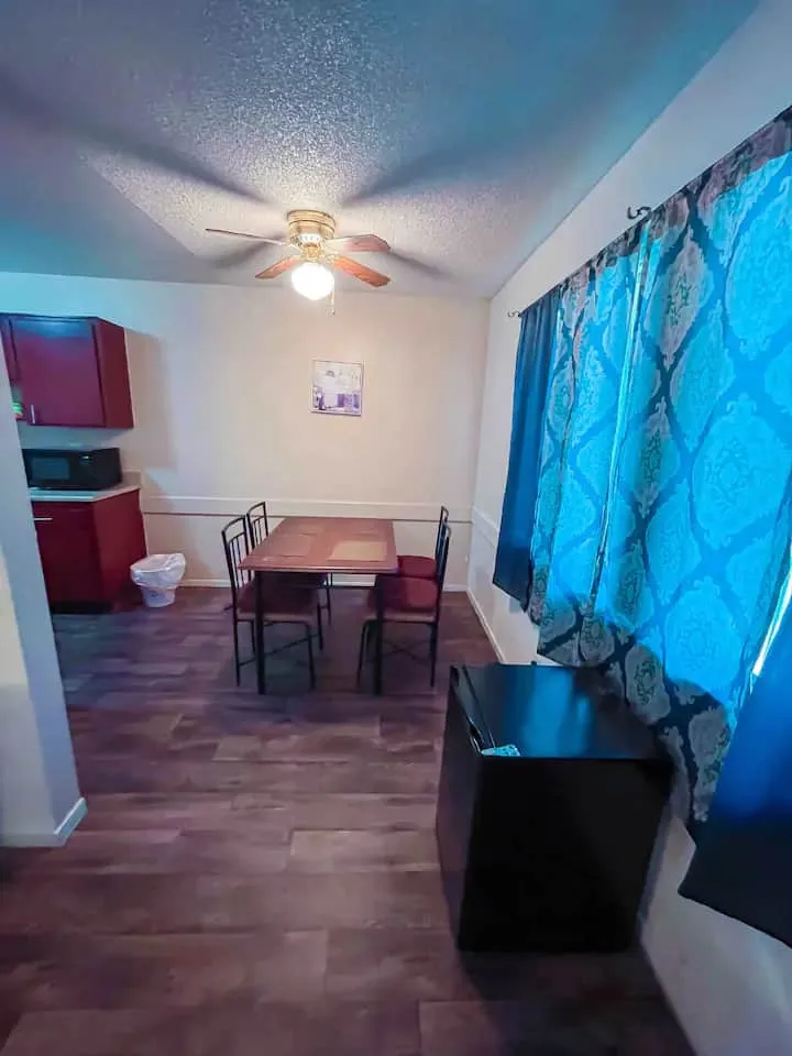 Apartment Near Convention Center