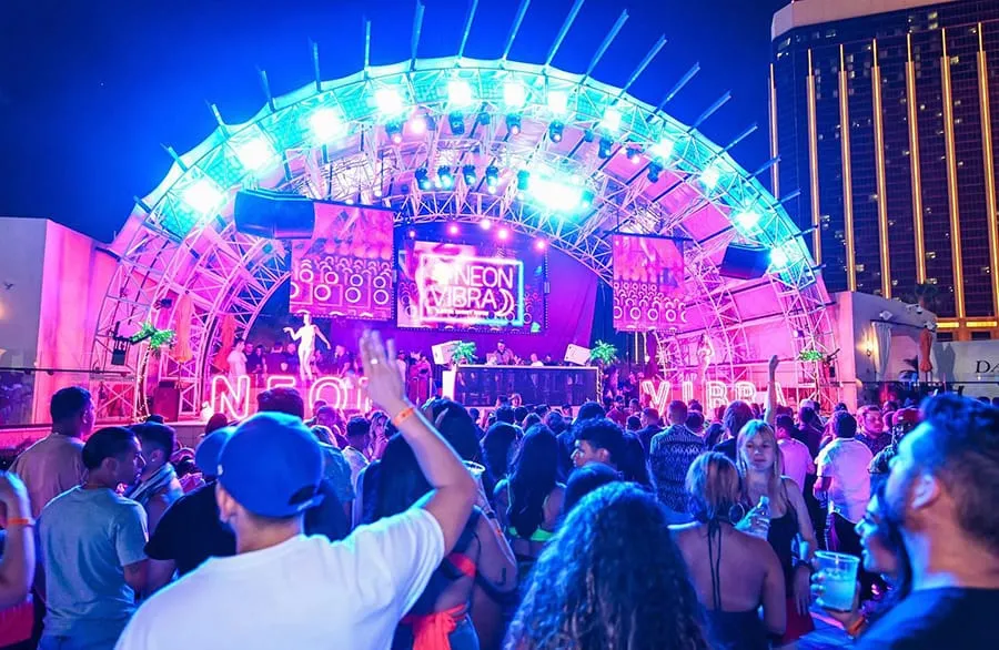 Daylight Beach Club at Mandalay Bay