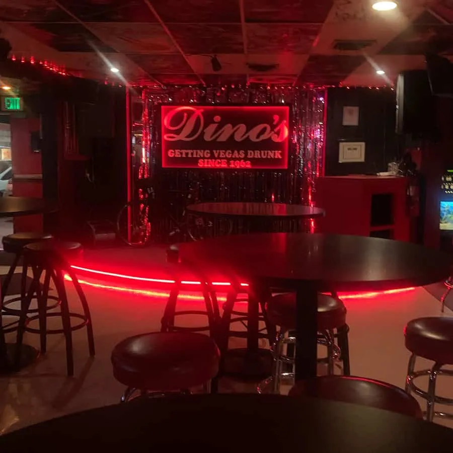 Dino's