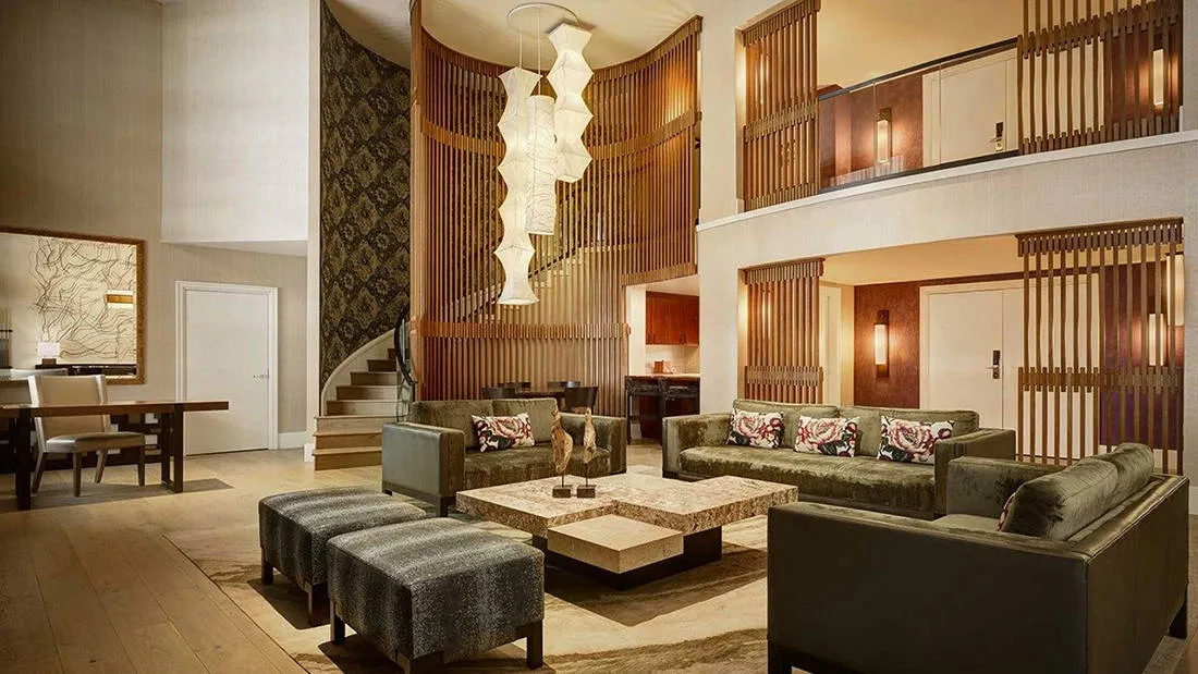Las Vegas Suites for 8