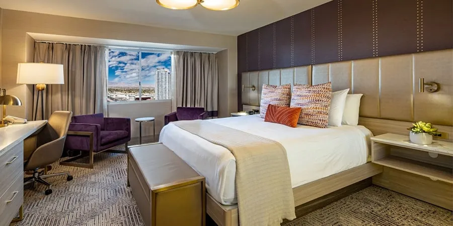Marra-Style-Hero-Sizes at Sahara Las Vegas