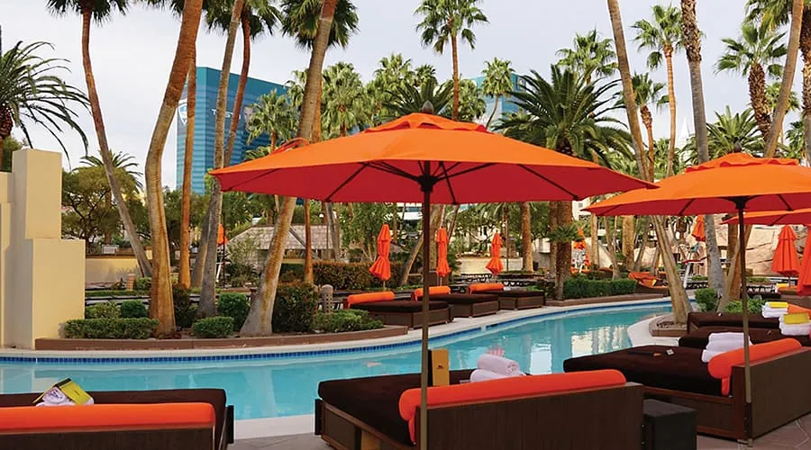 MGM Grand Pool 