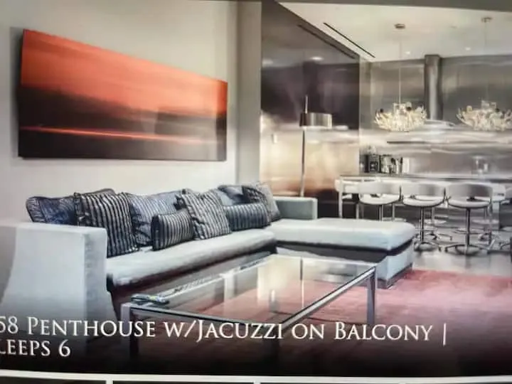 Penthouse at Palms (58th Floor)