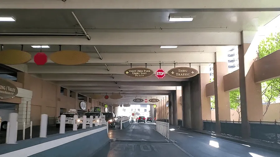 Venetian Self Garage Parking