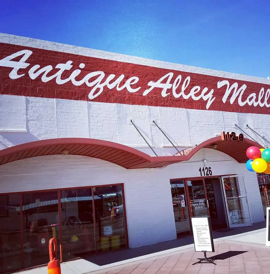 Antique Alley Mall