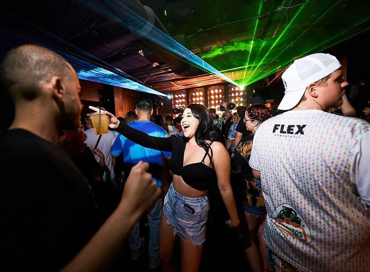 Discopussy Nightclub