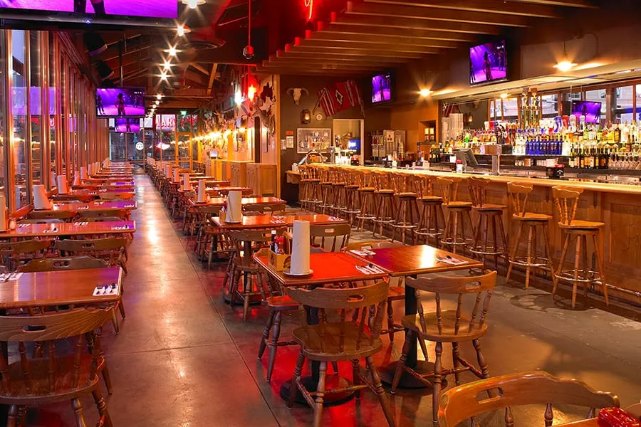 Gilley's Saloon, Dance Hall & Bar-B-Que