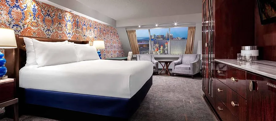 Pyramid Rooms