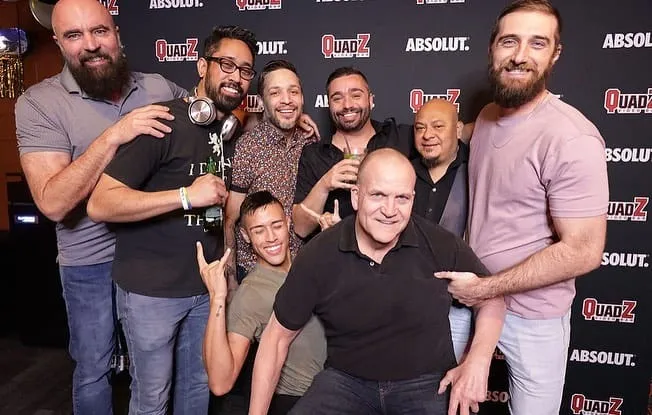 QuadZ Video Lounge