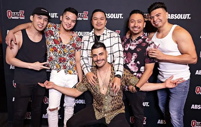 QuadZ Video Lounge