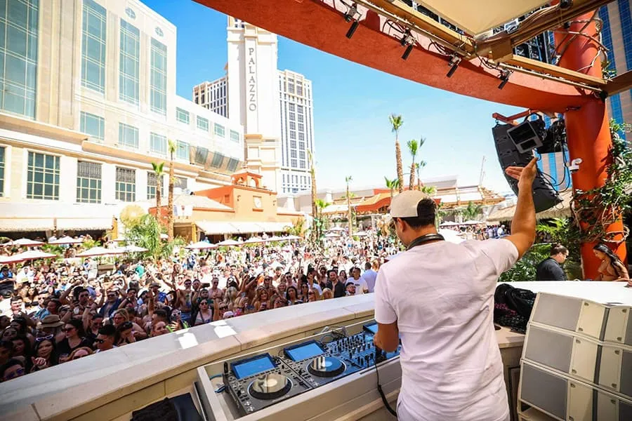 TAO Dayclub