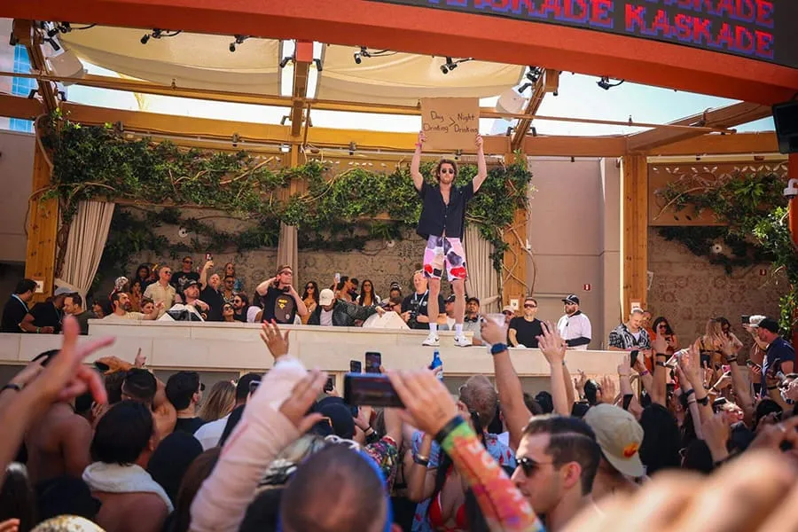 TAO Dayclub