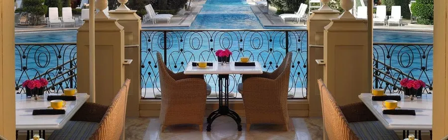 Terrace Pointe Café