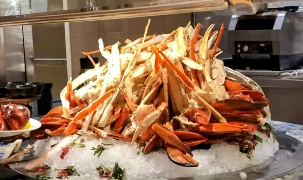 Seafood Spectacular Crab and Lobster Claws at Wynn BUffet