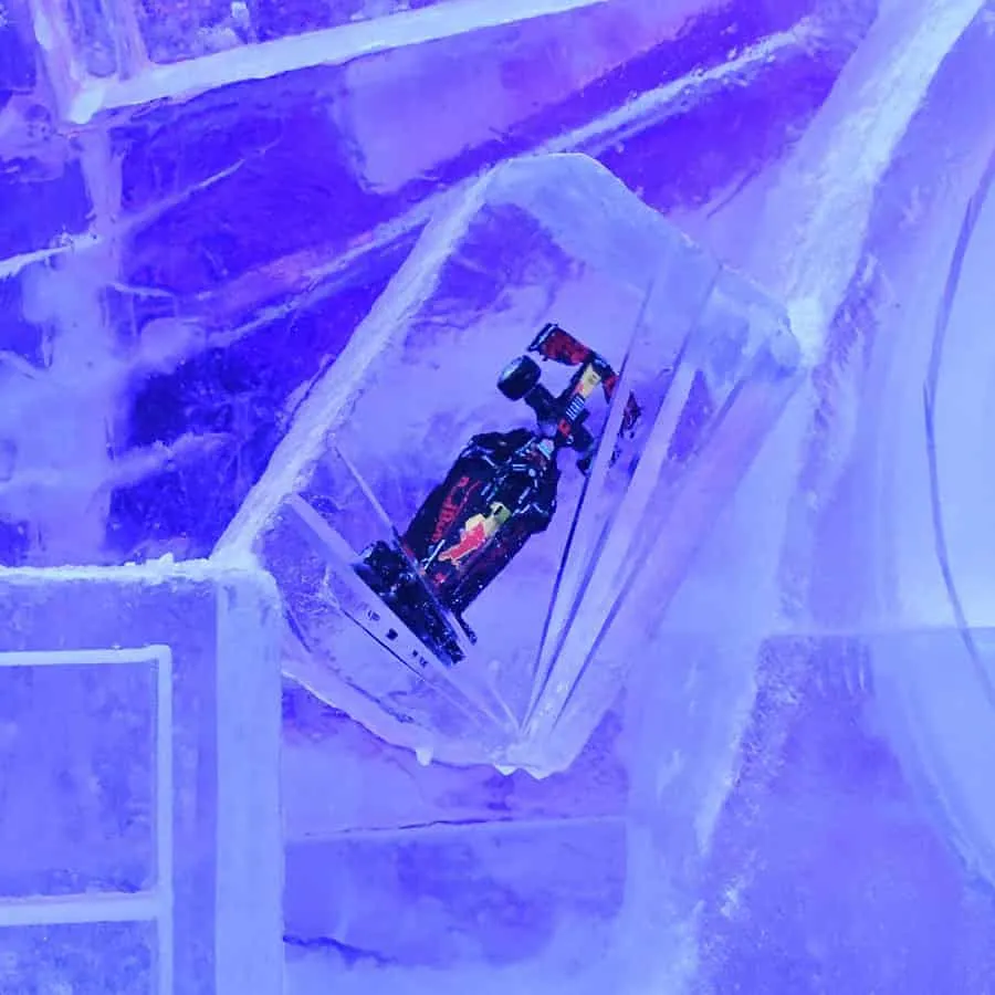 Minus5 Ice Bar Attractions 
