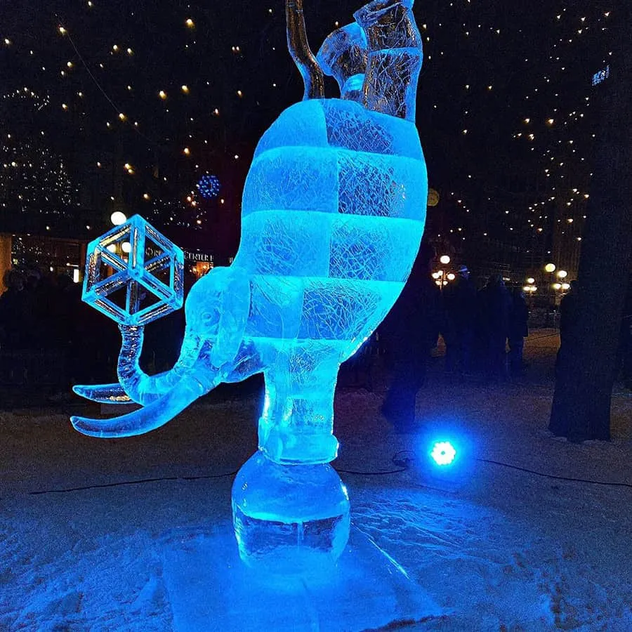 Minus5 Ice Bar Attractions 