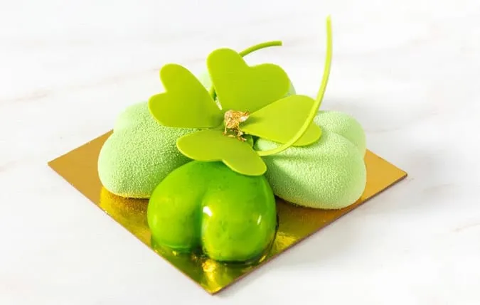 FOUR LEAF CLOVER
