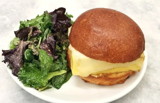 PERFECT LITTLE EGG SANDWICH