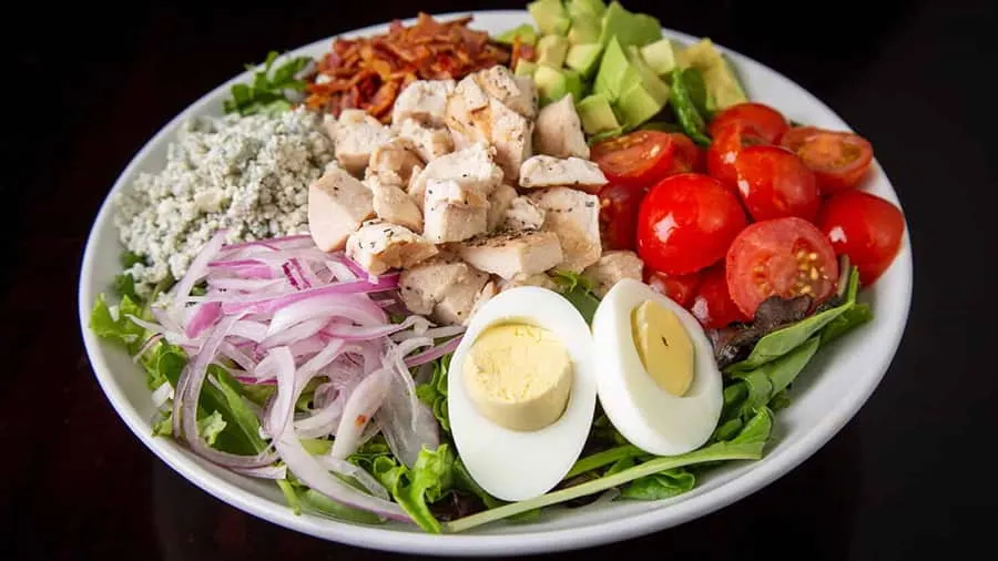 mandalay bay dining slice of vegas cobb salad