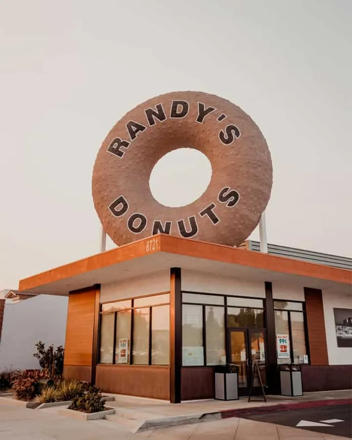 Randy’s Donuts