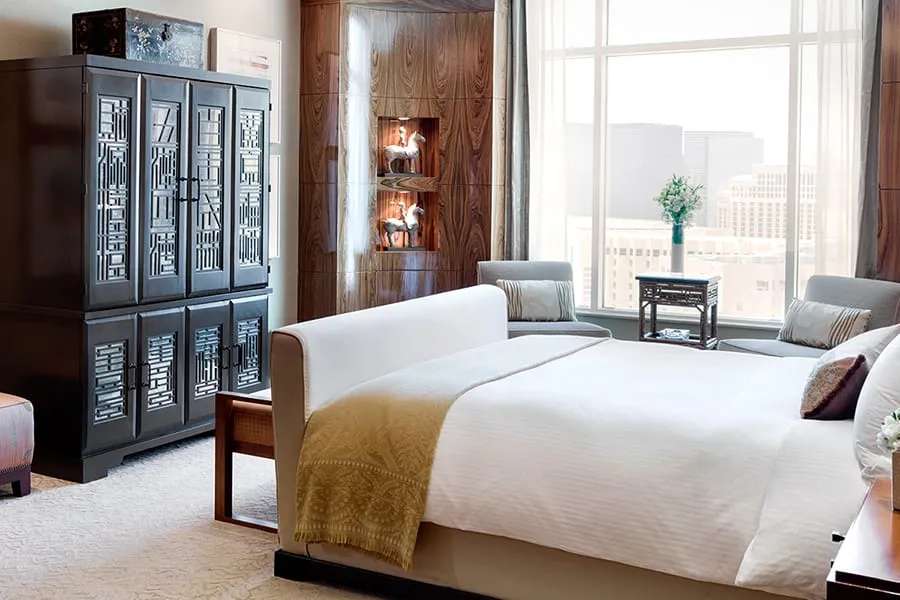 Chairman 3-4 Bedroom Suite