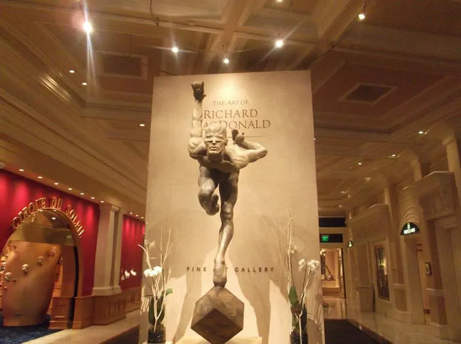 Richard Macdonald at Bellagio
