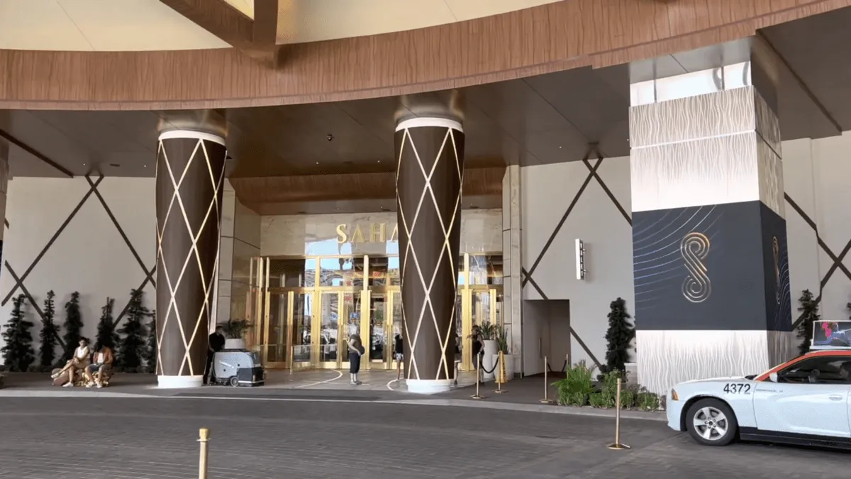 Valet Parking at Sahara Las Vegas